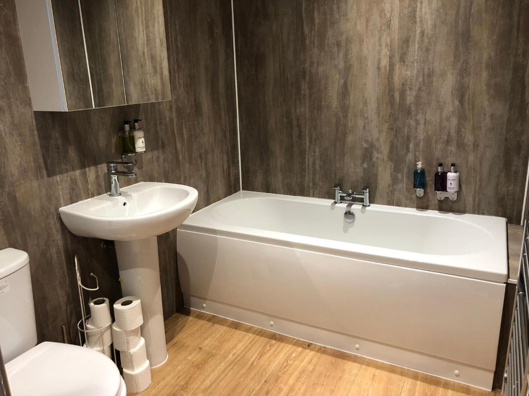 Nellies Shed, Wolds Way Holiday Cottages, 3 Bed Spacious Cottage كوتنغهام المظهر الخارجي الصورة