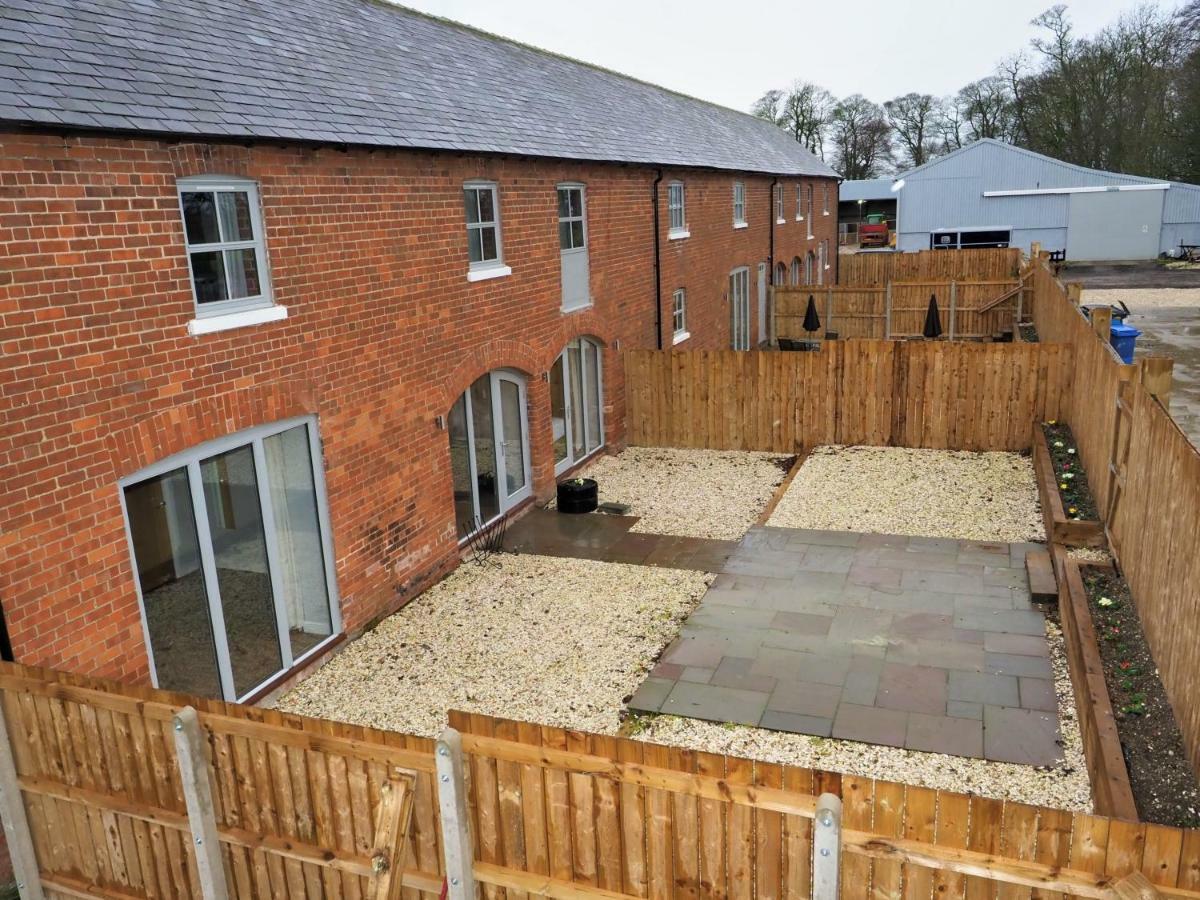 Nellies Shed, Wolds Way Holiday Cottages, 3 Bed Spacious Cottage كوتنغهام المظهر الخارجي الصورة